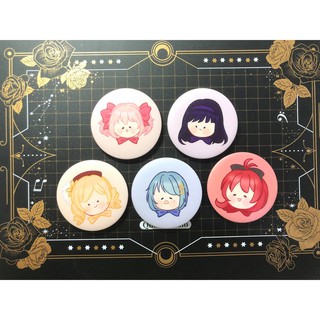 Huy hiệu Mahou shoujo Madoka Magica thiếu nữ phép thuật độc quyền vẽ bởi artist Huyền | Little Memory