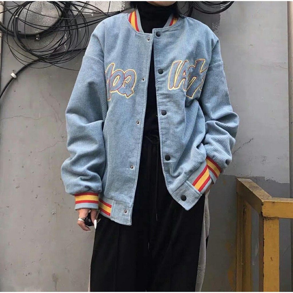 [Sẵn Xanh + Đen nhiều size] Áo khoác bomber nhung gân dáng bóng chày thêu chữ unisex ulzzang hot trend thu đông | BigBuy360 - bigbuy360.vn