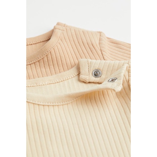 Set 2 áo dài tay cho bé HM auth