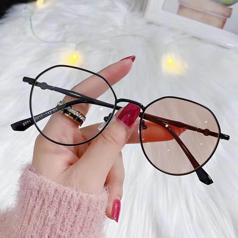 Kính Mát Thời Trang Chống Tia Bức Xạ