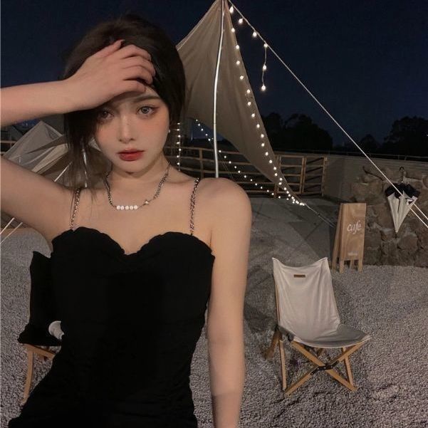 BLACK PLEATED retro small crowdsourced short skirt women's spring and summer new Hepburn versatile sling retro dress