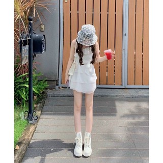 Đầm trắng lệch vai tầng bèo