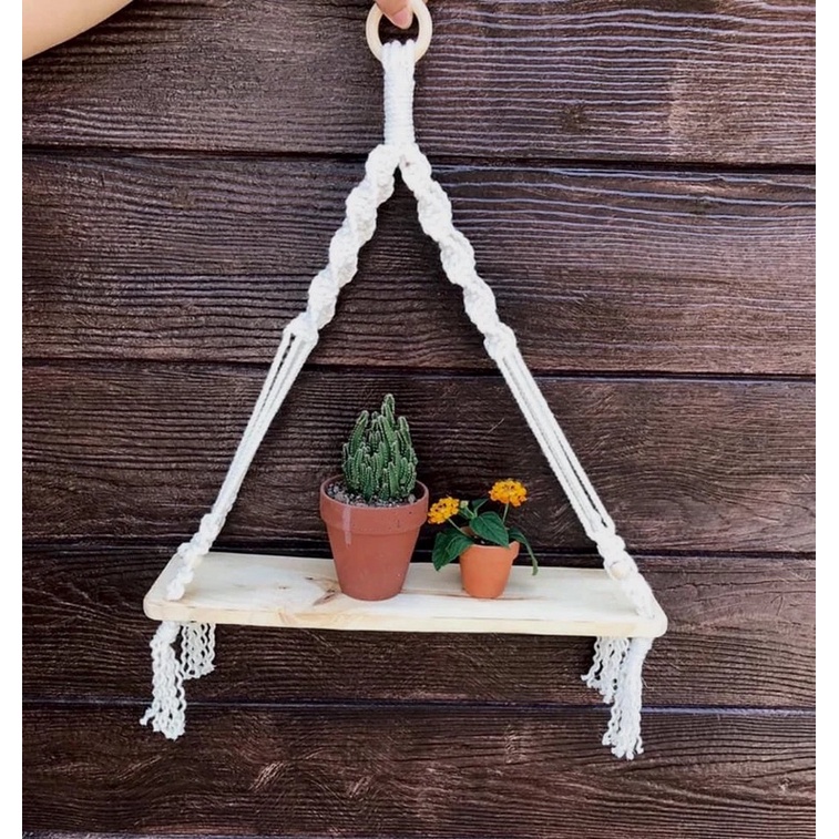 Kệ treo tường màu gỗ retro tết macrame