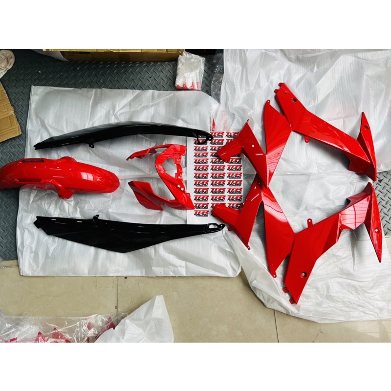 Full dàn áo Suzuki Satria Fi Raider 6 món nhựa bóng