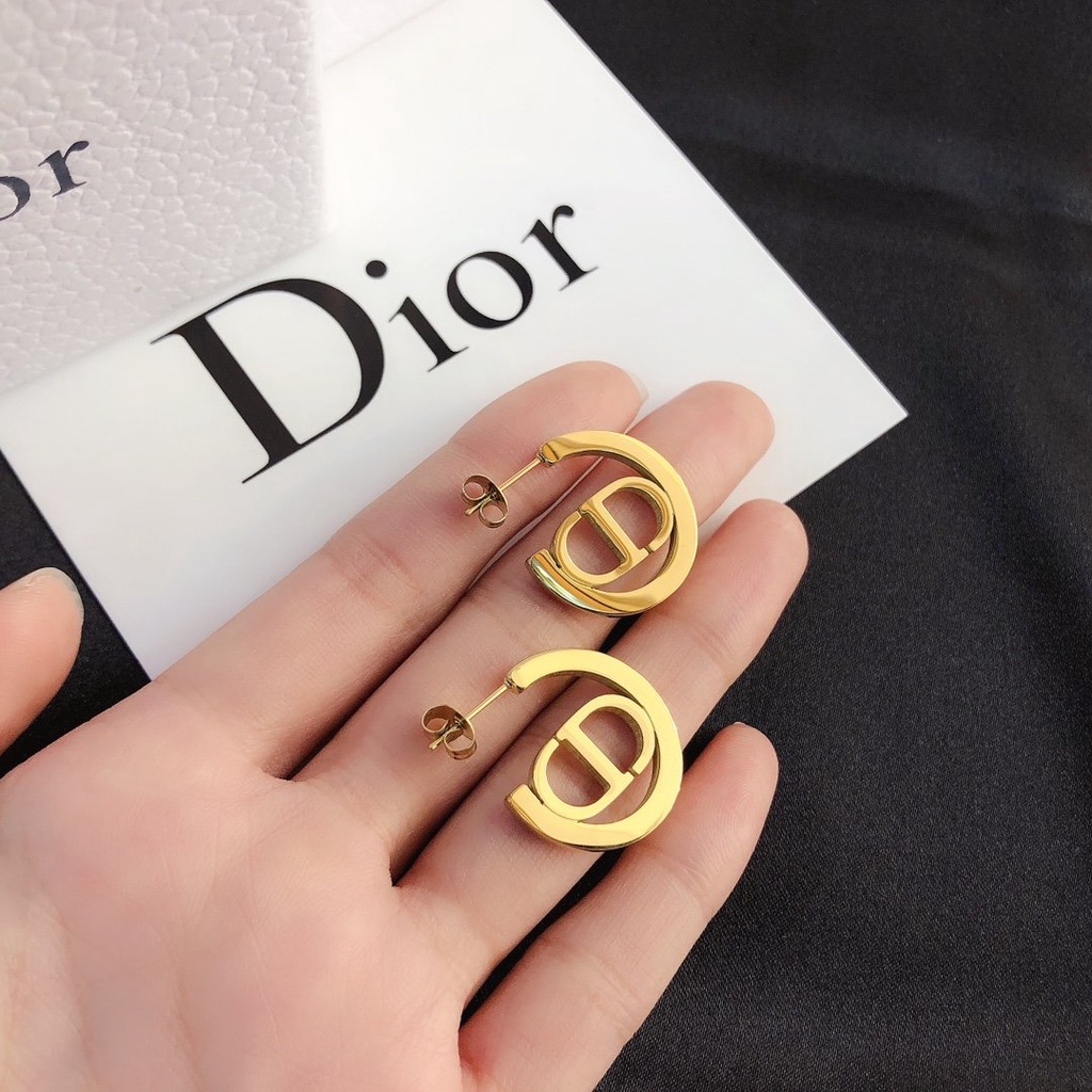 Khuyên Tai Tròn Bằng Thép Titan In Logo Dior Thời Trang Cho Nữ