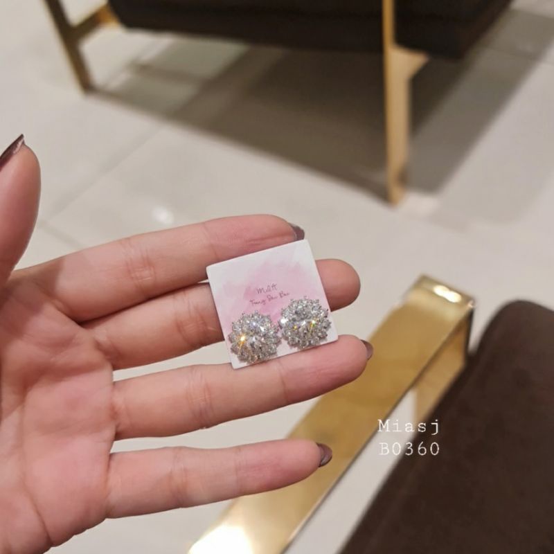 Bông khuyên tai nữ Bạc Ý S925 đá Cz cao cấp B0360 | Mi.A Trang sức bạc