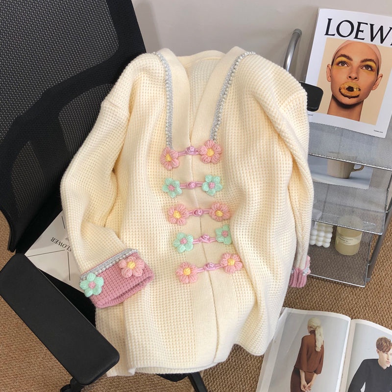 Áo Khoác Cardigan Dệt Kim Dáng Rộng Cài Nút Họa Tiết Hoa Ba Chiều Ngọt Ngào Thời Trang Mùa Thu Mới Dành