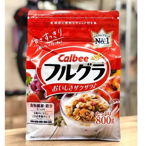 Ngũ cốc Calbee Ăn Kiêng Giảm Cân Nhật Bản mix hoa quả trái cây ăn sáng  date