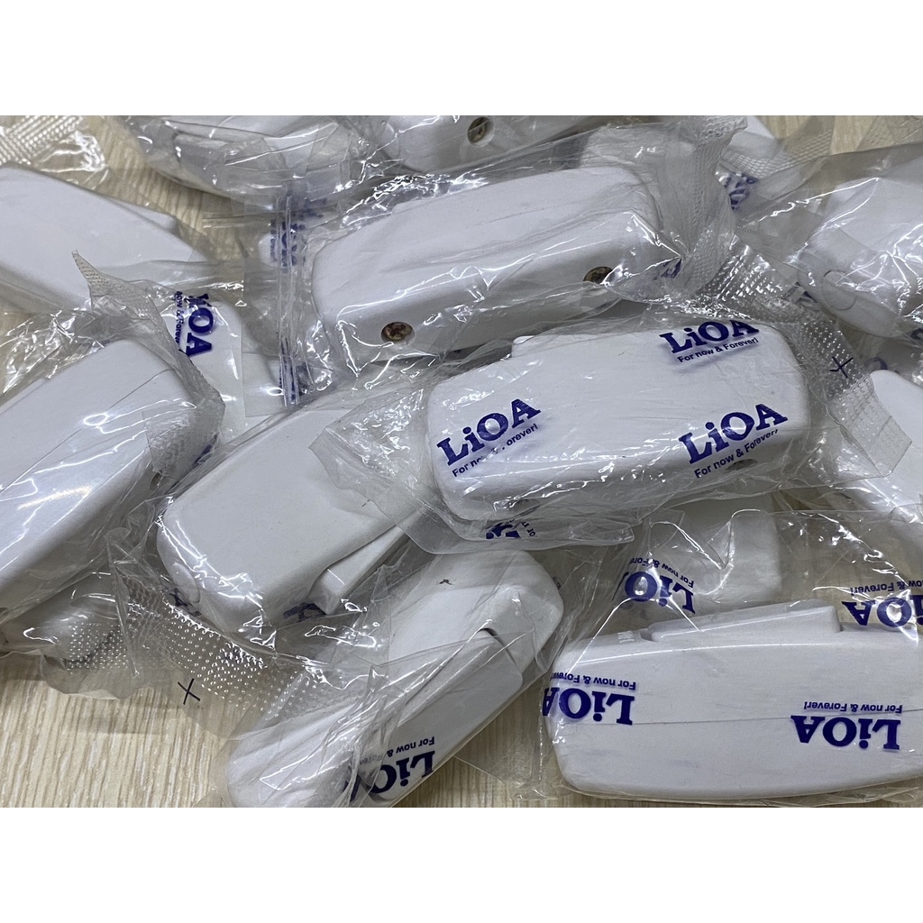 Công tắc quả nhót Lioa 10A - 250V
