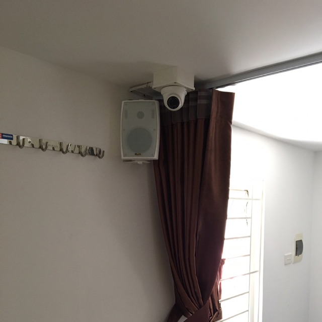 Loa treo tường , loa hộp treo tường