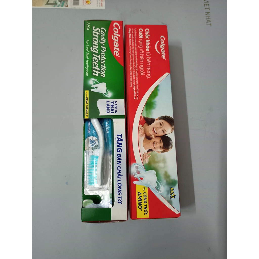 Kem đánh răng colgate trà xanh 180g bạc hà 225g - THÁI LAN