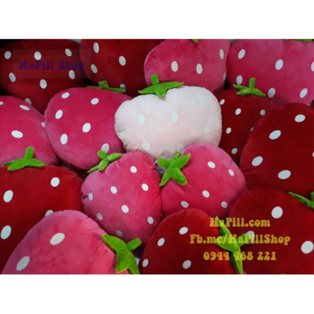 Gối handmade trái dâu cao cấp. | BigBuy360 - bigbuy360.vn