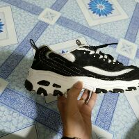 Giày Skechers size 36