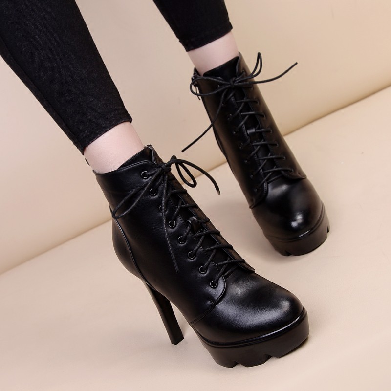 Giày boot nữ cao gót buộc dây 12cm cổ ngắn,chất liệu da không thấm nước,ôm chân, siêu chắc chắn,quý phái, sang trọng