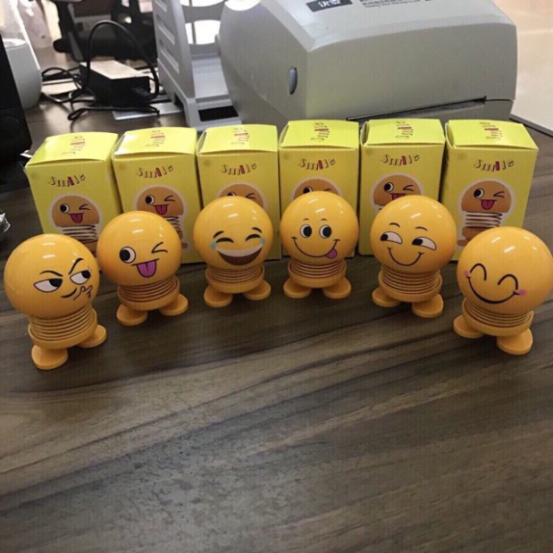 Thú nhún Emoji siêu rẻ gắn xe máy xe hơi xe đạp