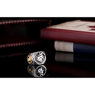 Nhẫn titanium chủng tử Om