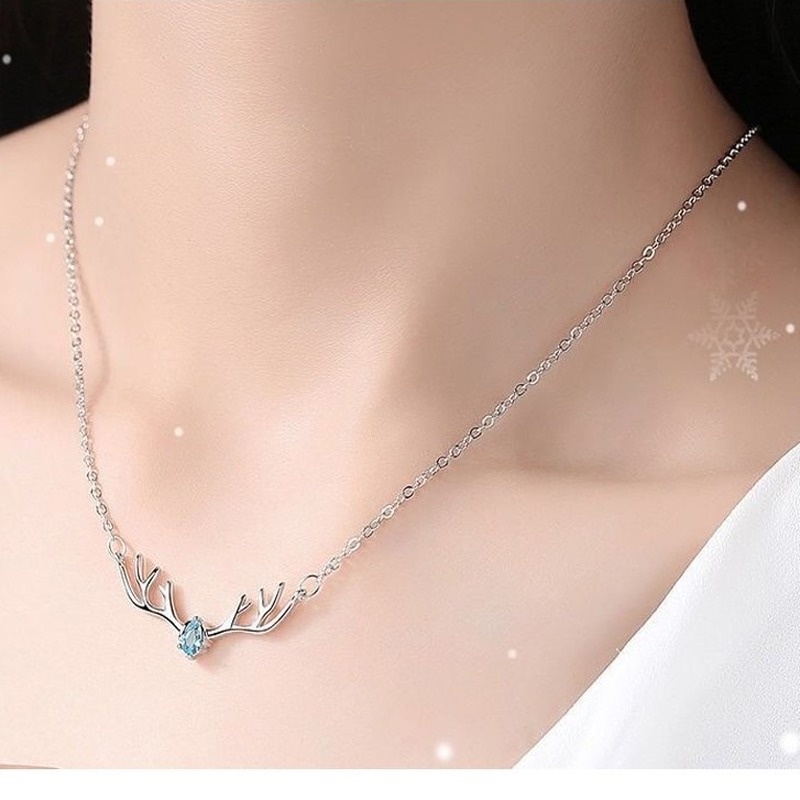 Set Dây Chuyền Và 2 Đôi Khuyên Tai Thiết Kế Đơn Giản Phong Cách Hàn Quốc