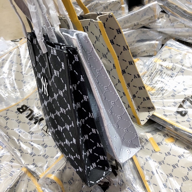 TNS-Túi tote form chữ nhật vừa laptop siêu hottrend kèm ví nhỏ MLBee tote bag-chất vải cao cấp- màu phối chữ đặc trưng