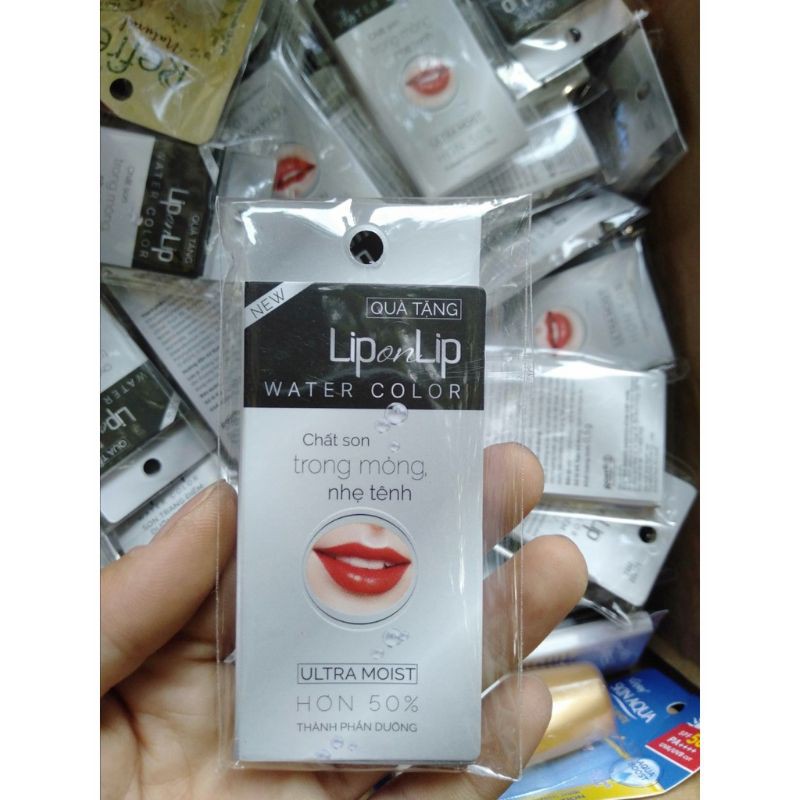 (0.5g) Son trang điểm LIP on LIP dưỡng môi màu Cam Đào