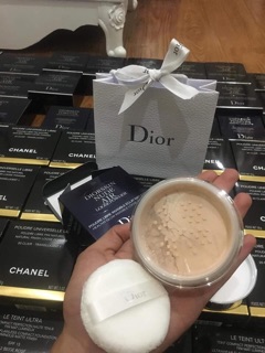 Phấn phủ dior