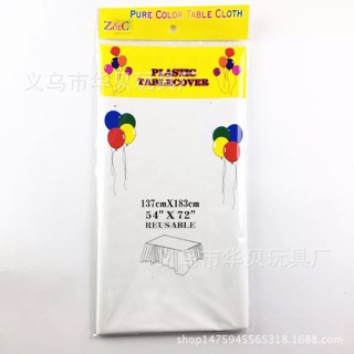 Khăn trải bàn sinh nhật cho bé