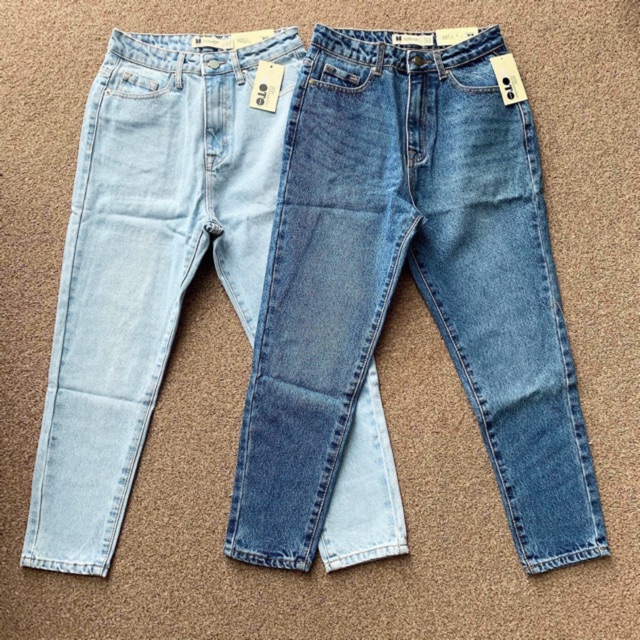 Quần momjeans trơn lưng cao qua rốn