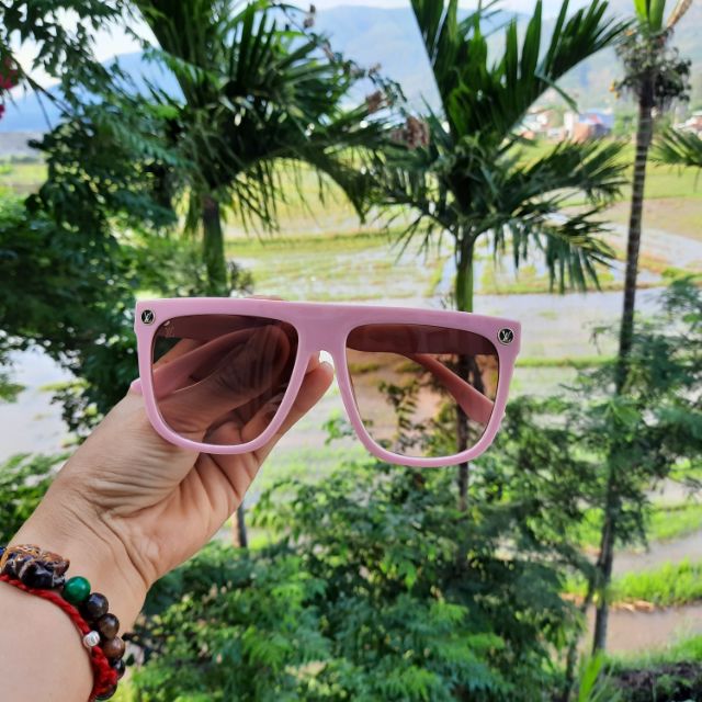 Kính si hiệu cao cấp