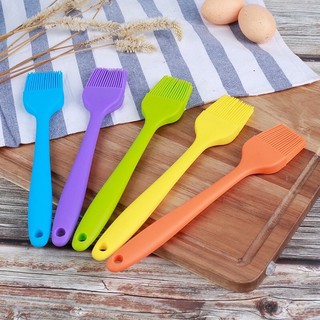 Chổi quét dầu silicon đúc