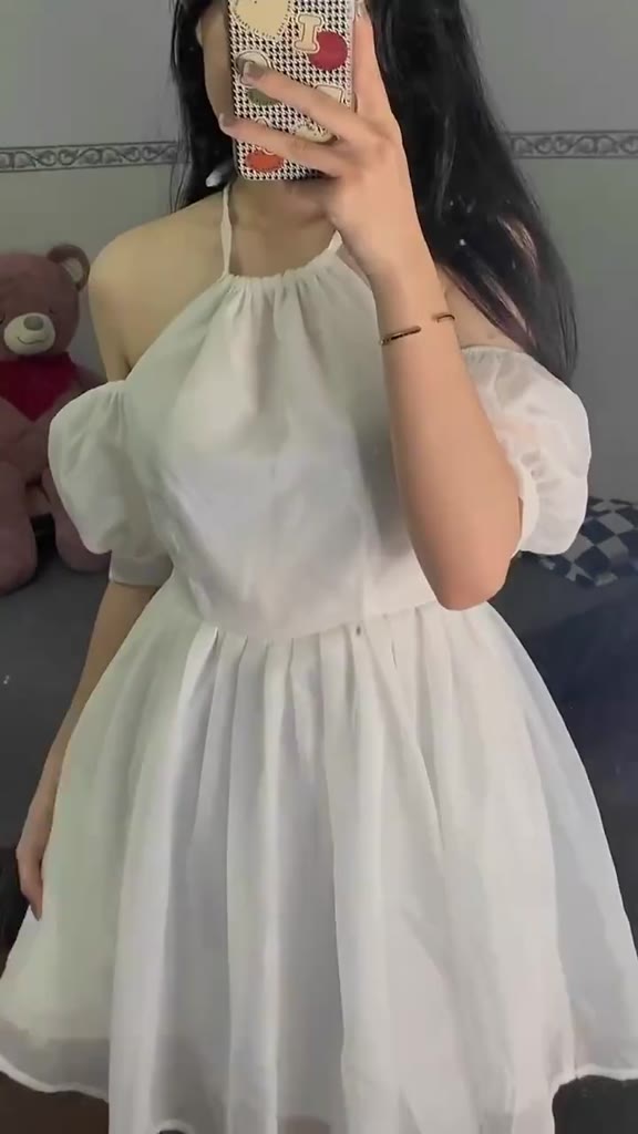 Váy trễ vai cổ yếm chất mềm mịn hàng 2 lớp phối ren. Đầm công chúa | BigBuy360 - bigbuy360.vn