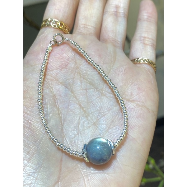 Vòng tay đá thạch anh dâu mix charm bạc - GAIA BY YANG