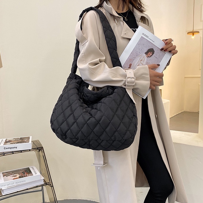 Thời trang nữ mùa đông đơn giản đa năng bằng vải bông một vai cho máy tính xách tay