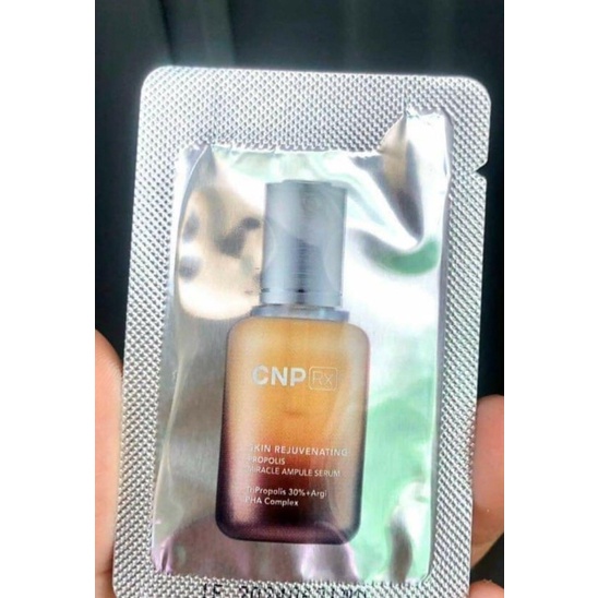 1goi tinh chất dưỡng ẩm keo ong CNP