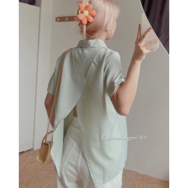 Áo sơ mi xốp xẻ lưng 425