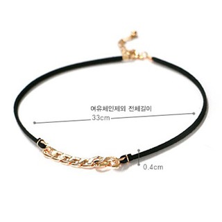 Choker đính chuỗi xích