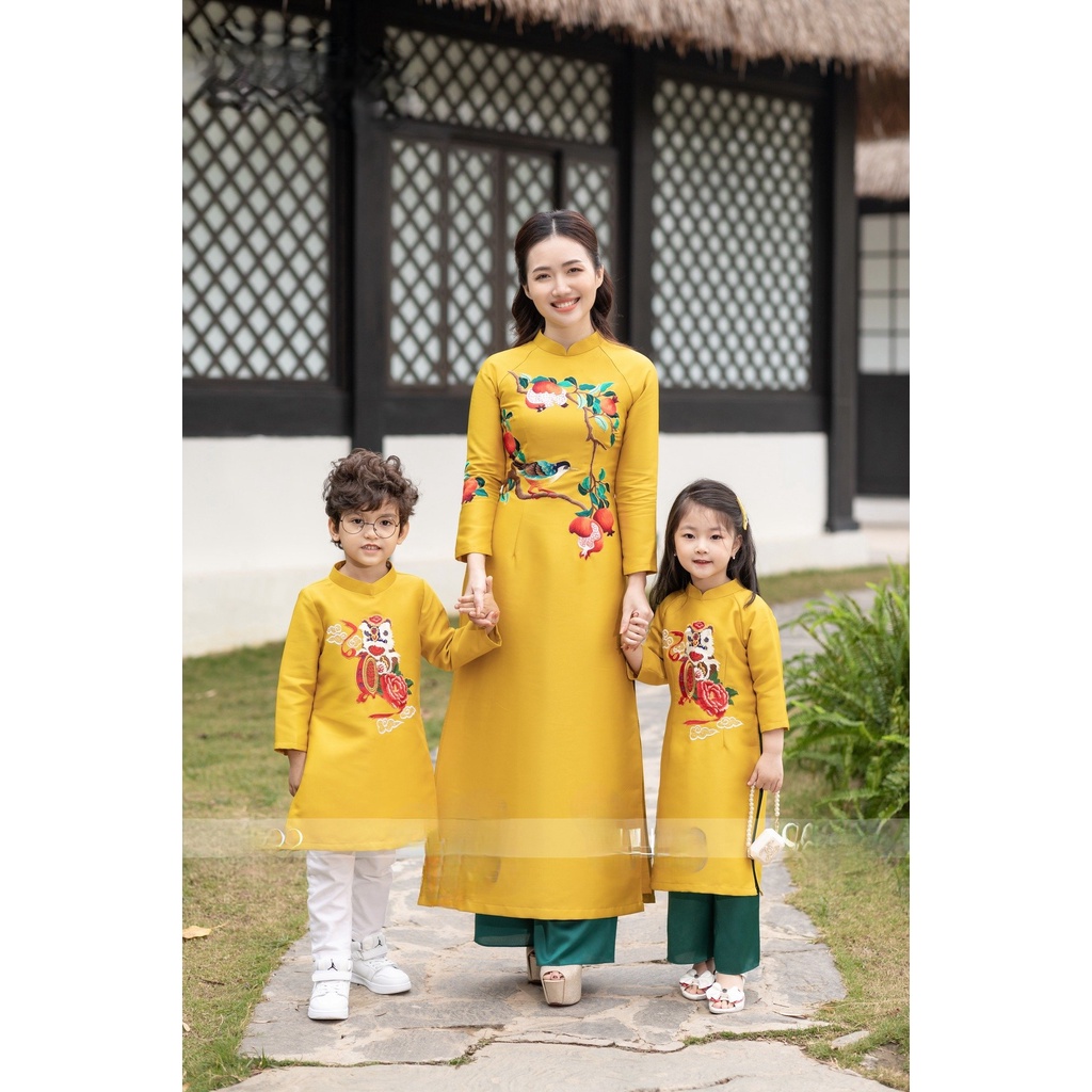 Áo dài cách tân gia đình hoạ tiết màu vàng đủ size - L17