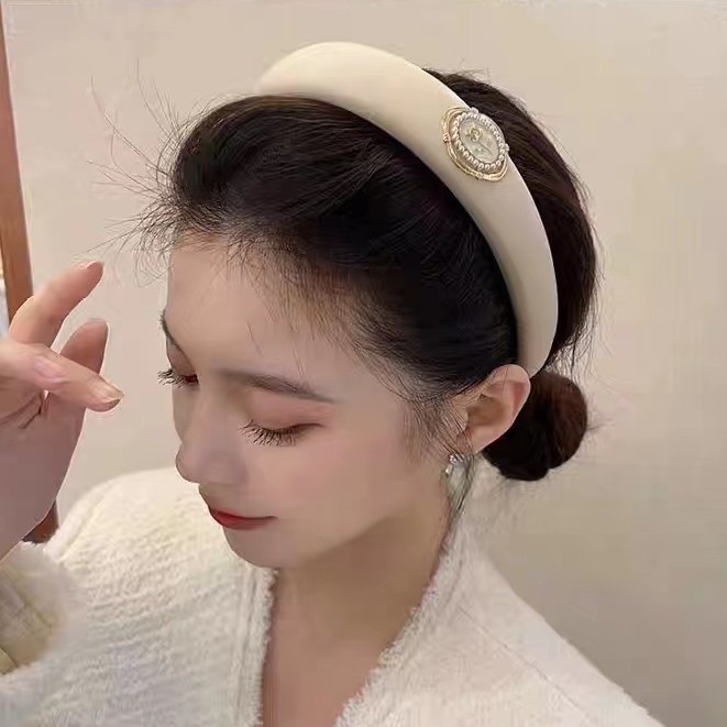 Băng Đô Cài Tóc Hình Hoa Hồng Nổi Tiếng Thời Trang Thu Đông Cho Nữ