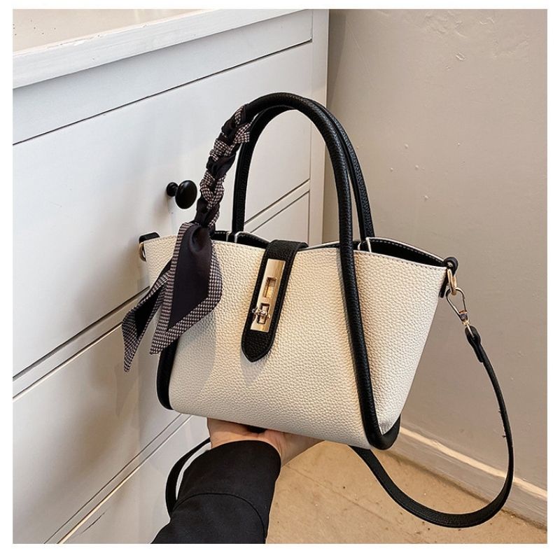 Túi xách nữ kèm khăn da mềm màu trắng sữa size vừa sang trọng thời trang JUMITO