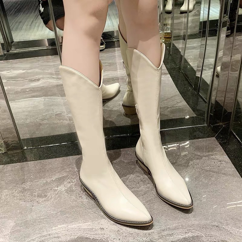 Boots cao bồi nữ cổ chữ V cao dưới đầu gối có khoá sườn gót vuông 5cm