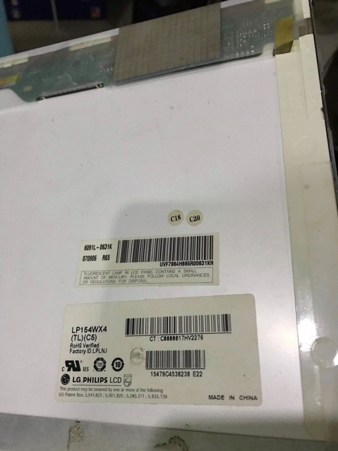 Thay màn hình laptop dell 15.4 inch LCD Gương