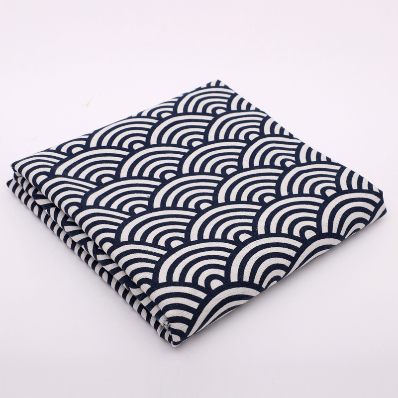 Khăn trải bàn chất liệu cotton và lanh kích thước 100*150cm tiện lợi