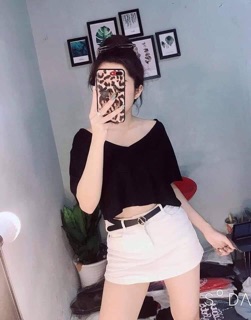Áo Croptop Cổ Tim Cộc Tay