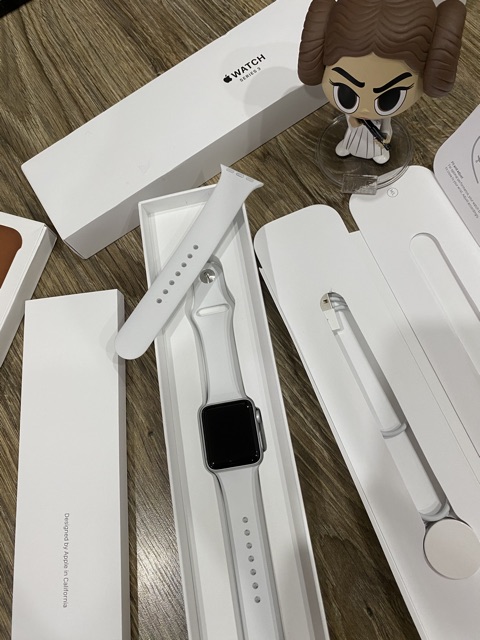 Đồng hồ Apple Watch Series 3 38mm Bạc