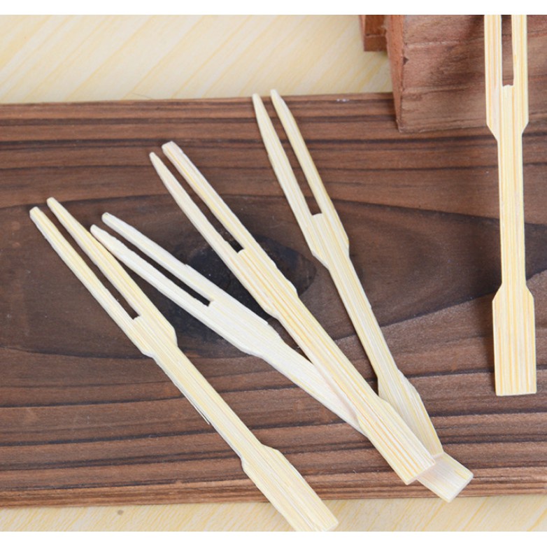 Sỉ 10 Nĩa Tre Sử Dụng Một Lần 100 cái