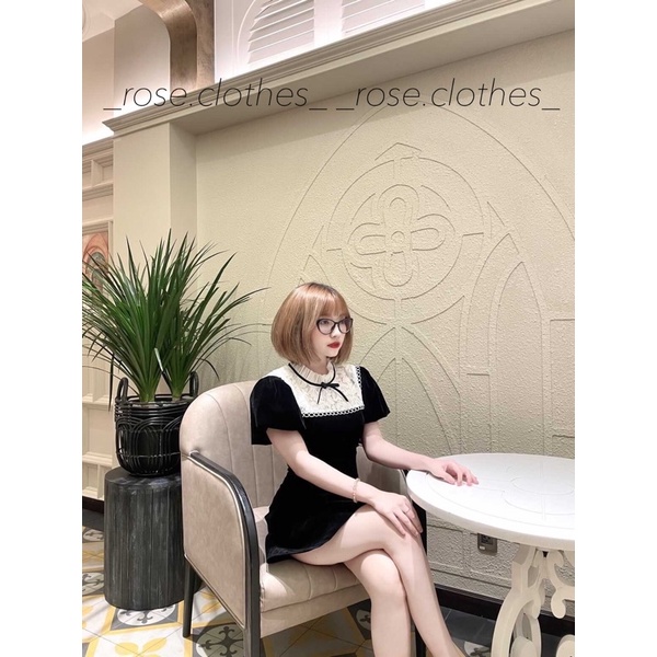 Jolie Dress đầm nhung đen phối cổ ren tiểu thư