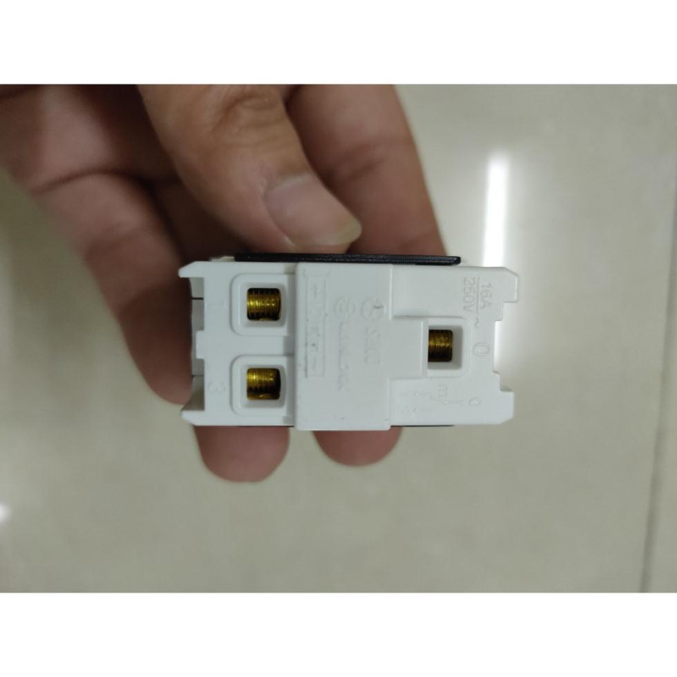 Công tắc 2 chiều 16A , công tắc cầu thang Sino SCM/S dùng chung cho Sê ri S-Concept , S18C , S18CS