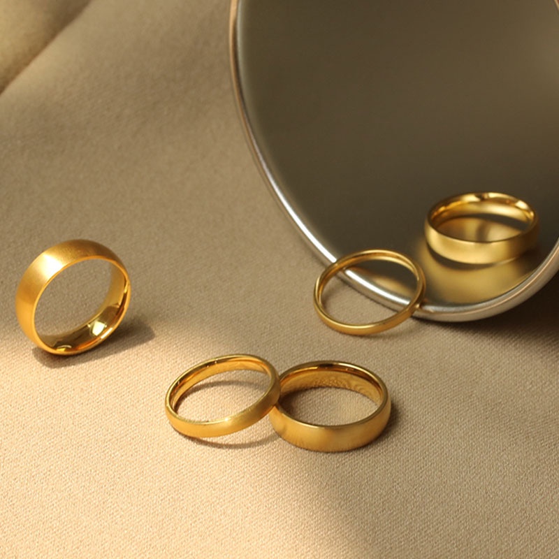 Nhẫn thép titan mạ vàng 18K thiết kế đơn giản thời trang cho cặp đôi