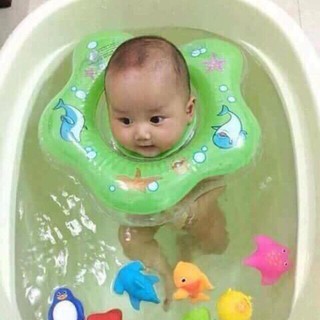 Phao cổ bơi cho bé