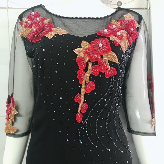 thời trang trung niên nữ thiết kế cao cấp lấp lánh