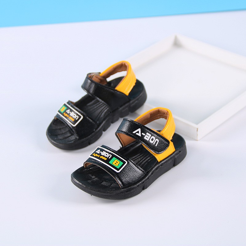 sandal bé trai size 21-25 đế mềm