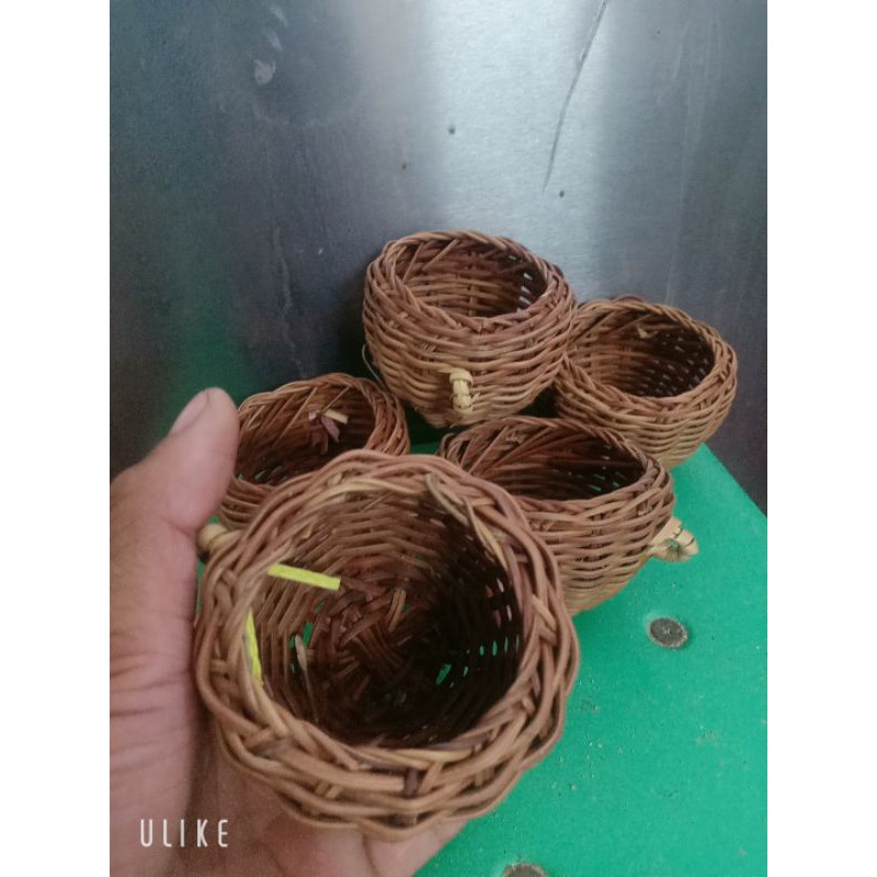 Cóng mây cho cu gáy bồ câu- cóng đựng thức ăn 7x7cm